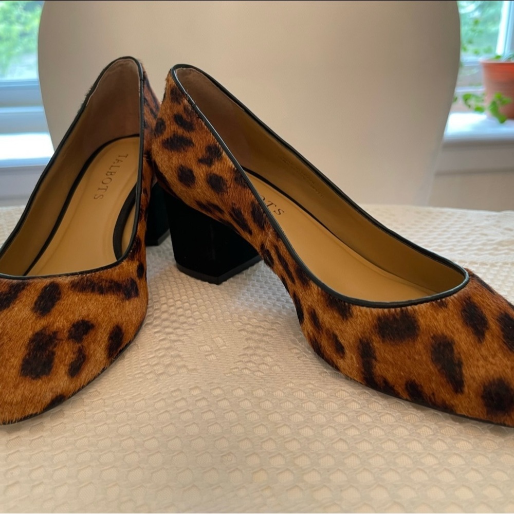 Talbots Leopard Work Pumps - Picture 2 of 3